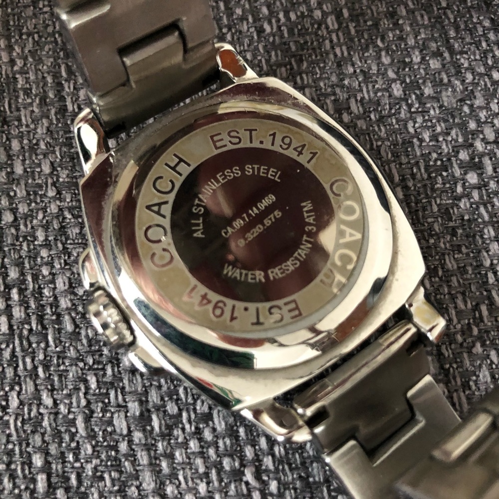 Coach Watch - Picture 3 of 3